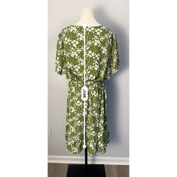 LC Lauren Conrad Ditsy Floral Flutter Sleeve Wrap Dress Cottage Core Sz Plus 2X - Picture 6 of 12